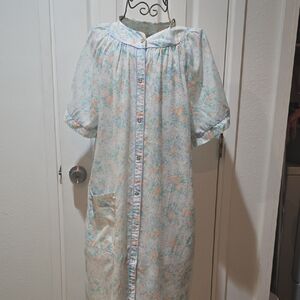 Vintage 1970's Duster/Housedress/Nightgown